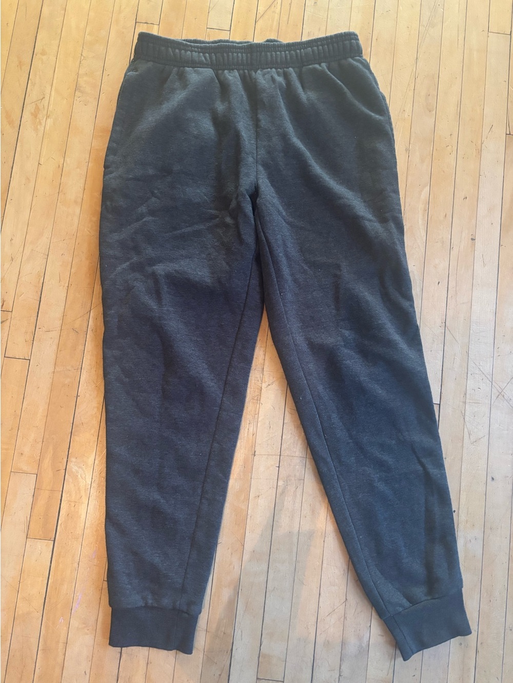 Amazon Essentials Men's Black Fleece Joggers